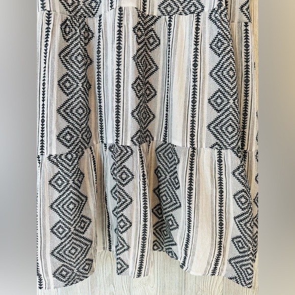 Dex Monochrome Patterned Mini Dress - Picture 2 of 13